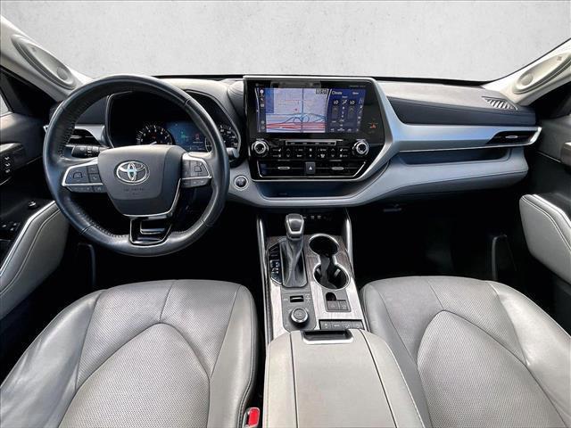 used 2021 Toyota Highlander car, priced at $33,420