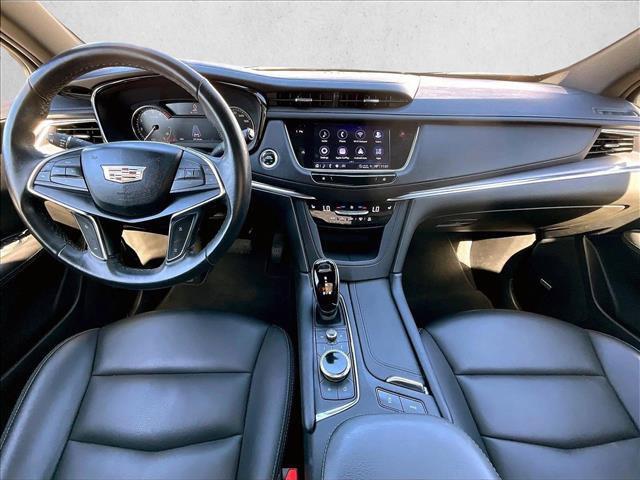 used 2023 Cadillac XT5 car, priced at $25,695