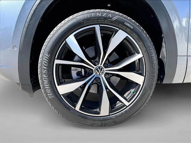 used 2024 Volkswagen Atlas car, priced at $38,899