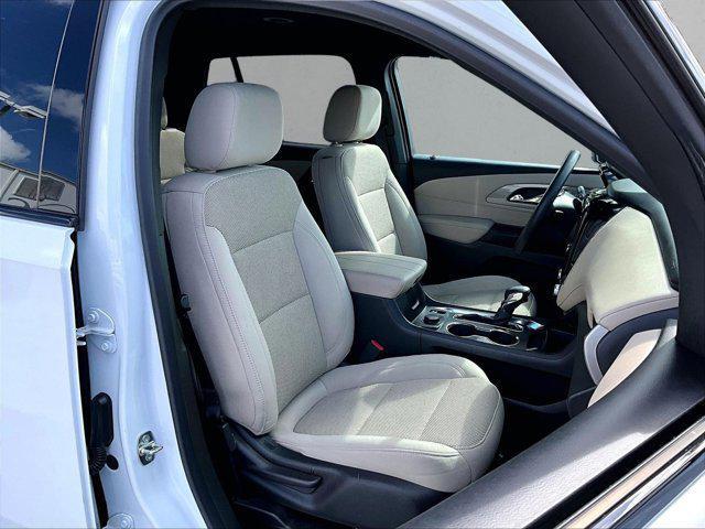 used 2023 Chevrolet Traverse car, priced at $26,195