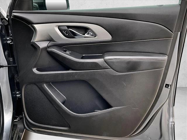 used 2021 Chevrolet Traverse car, priced at $25,695
