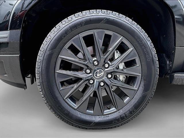 used 2025 Lexus GX 550 car, priced at $76,491