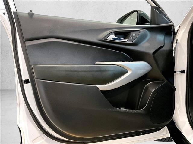 used 2024 Chevrolet Trax car, priced at $20,394