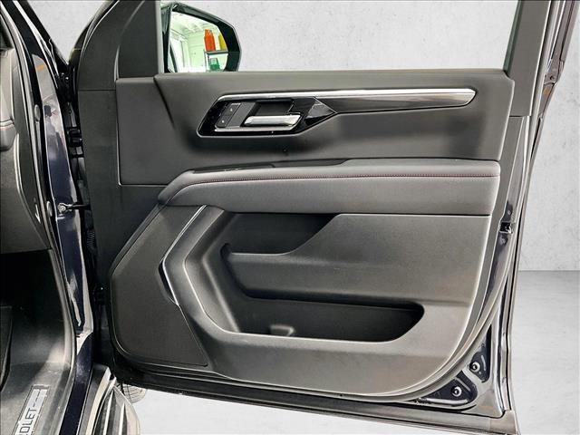 used 2025 Chevrolet Suburban car, priced at $70,403