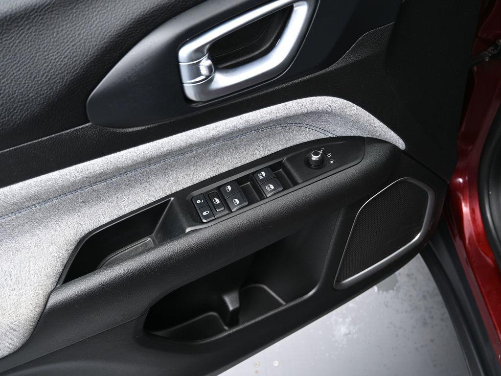 used 2022 Jeep Compass car, priced at $20,949