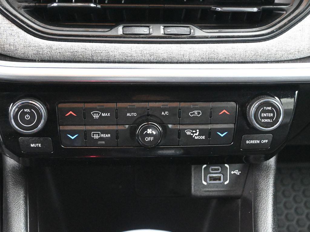 used 2022 Jeep Compass car, priced at $20,949