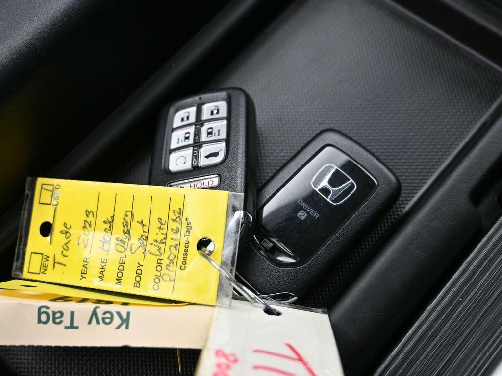 used 2023 Honda Odyssey car, priced at $34,349