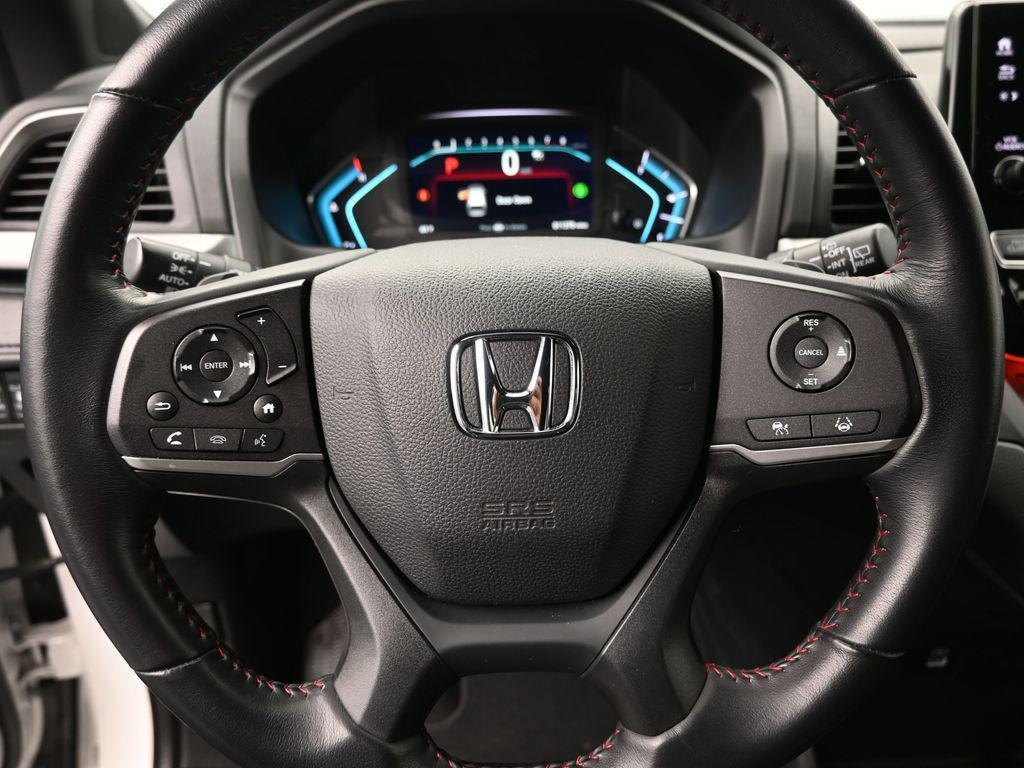 used 2023 Honda Odyssey car, priced at $34,349