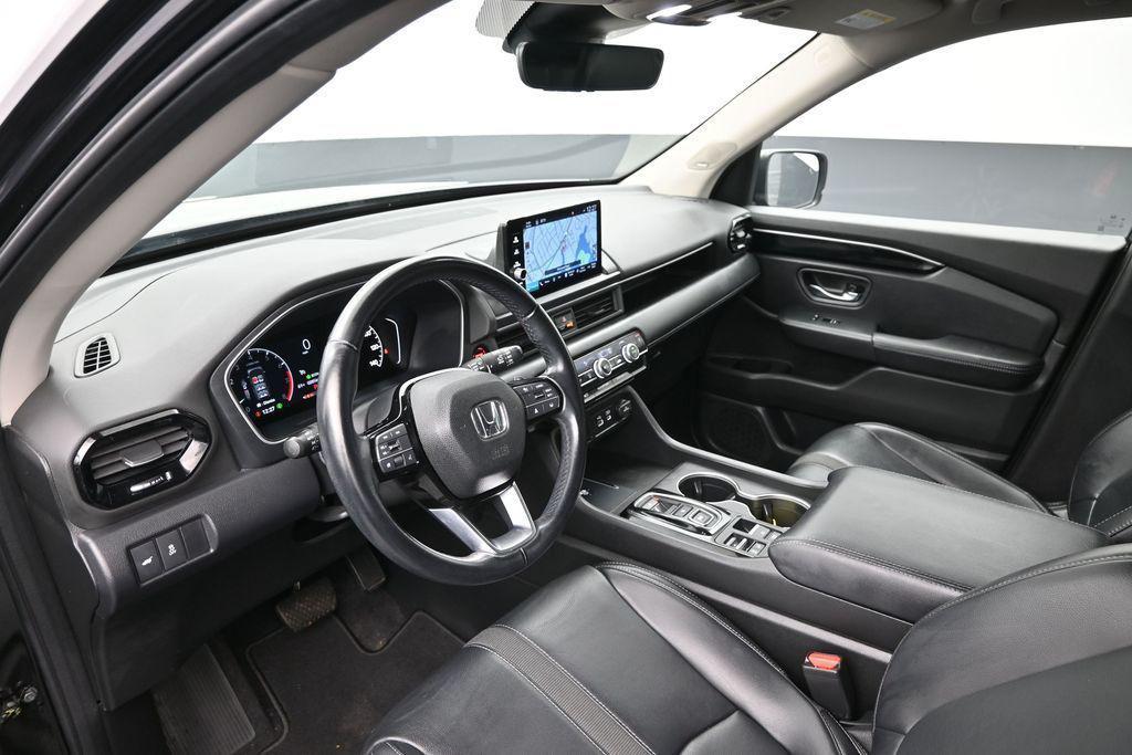 used 2023 Honda Pilot car, priced at $40,705
