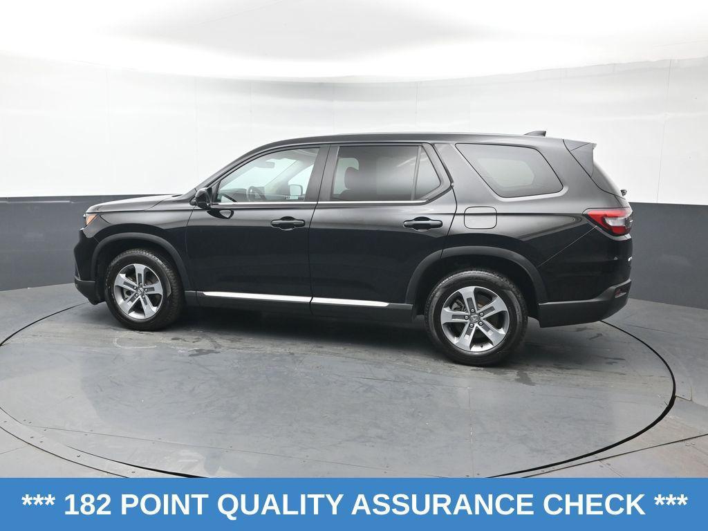 used 2023 Honda Pilot car, priced at $33,379