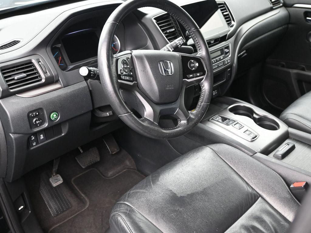 used 2022 Honda Pilot car, priced at $32,470