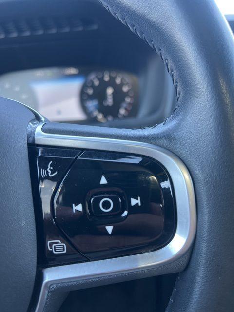 used 2022 Volvo XC90 car, priced at $38,999