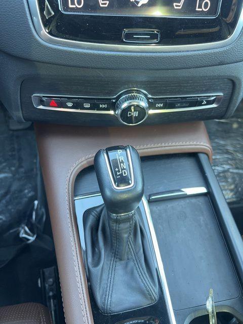 used 2022 Volvo XC90 car, priced at $38,999