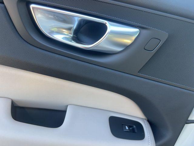 new 2026 Volvo XC60 car, priced at $55,425