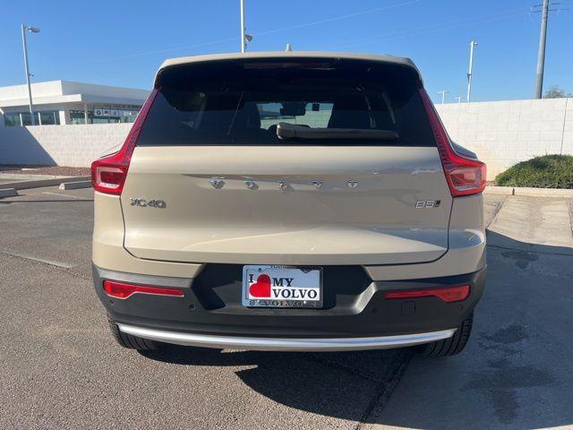 new 2025 Volvo XC40 car, priced at $45,995