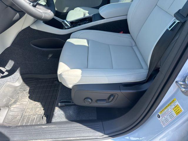 new 2026 Volvo XC40 car, priced at $45,467