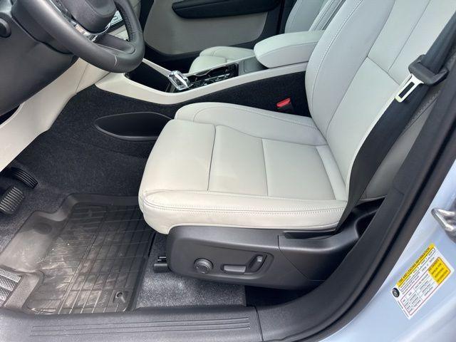 new 2026 Volvo XC40 car, priced at $51,970