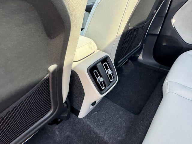 new 2025 Volvo XC40 car, priced at $45,918