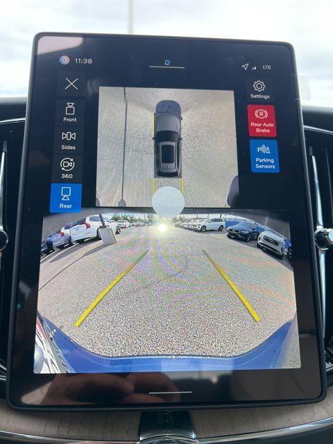 new 2026 Volvo XC60 car, priced at $58,815