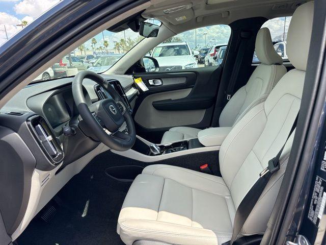 new 2026 Volvo XC40 car, priced at $46,732