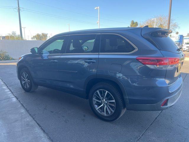 used 2019 Toyota Highlander car, priced at $26,999