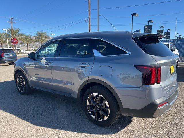 used 2024 Kia Sorento car, priced at $24,699