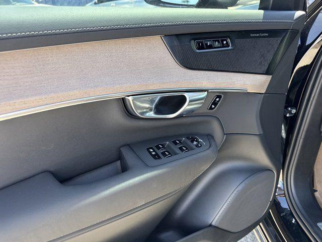 new 2025 Volvo XC90 Plug-In Hybrid car, priced at $69,995