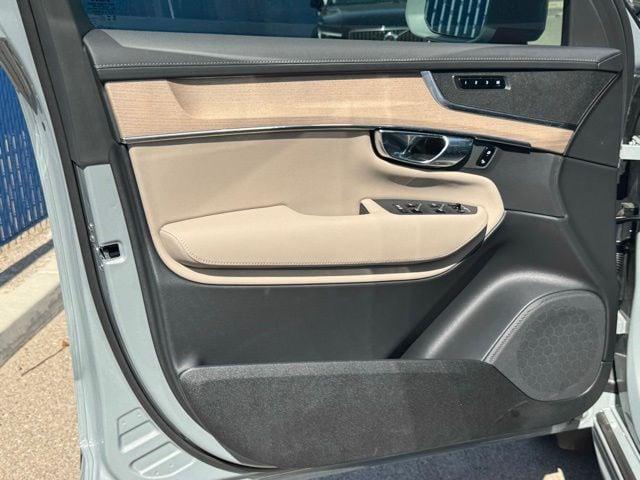 new 2026 Volvo XC90 car, priced at $70,410