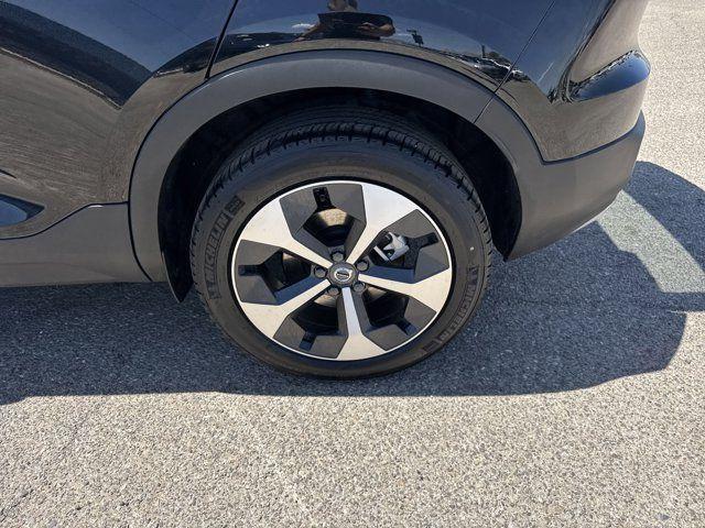 new 2025 Volvo XC40 car, priced at $39,995
