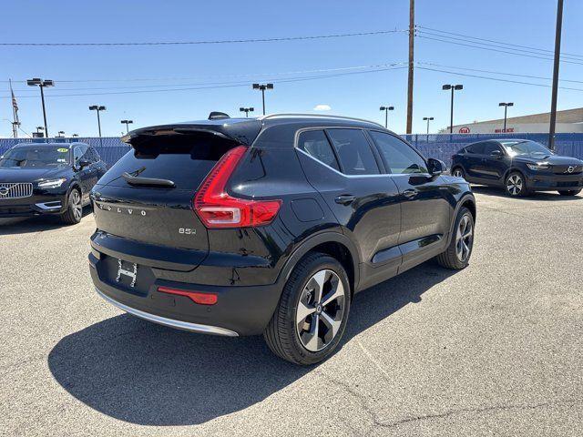 new 2025 Volvo XC40 car, priced at $39,995