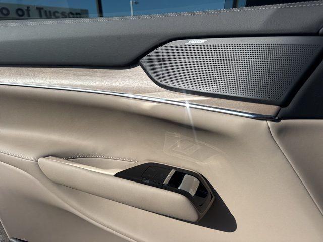 new 2025 Volvo EX90 car, priced at $80,025