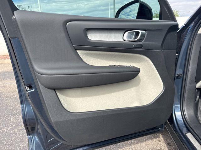 new 2026 Volvo XC40 car, priced at $47,420