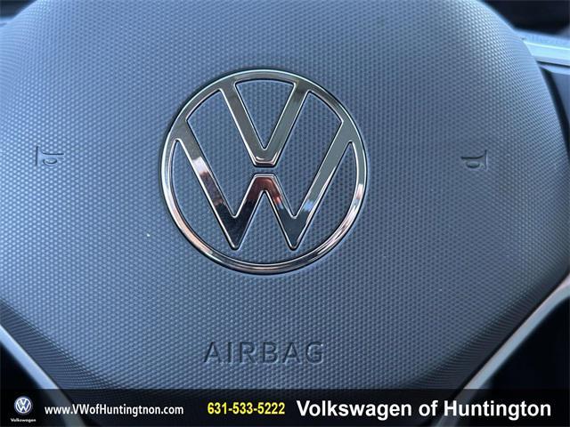 used 2025 Volkswagen Atlas car, priced at $42,250