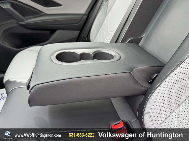 used 2025 Volkswagen Tiguan car, priced at $35,800