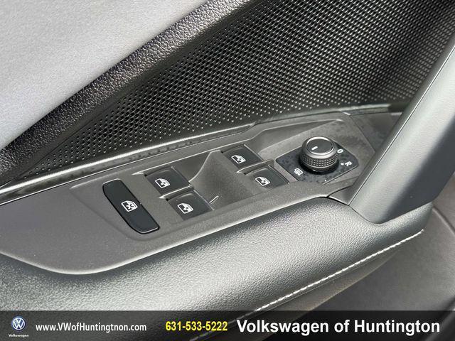 used 2025 Volkswagen Tiguan car, priced at $32,500