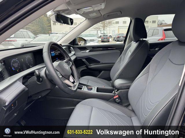 used 2025 Volkswagen Tiguan car, priced at $32,500