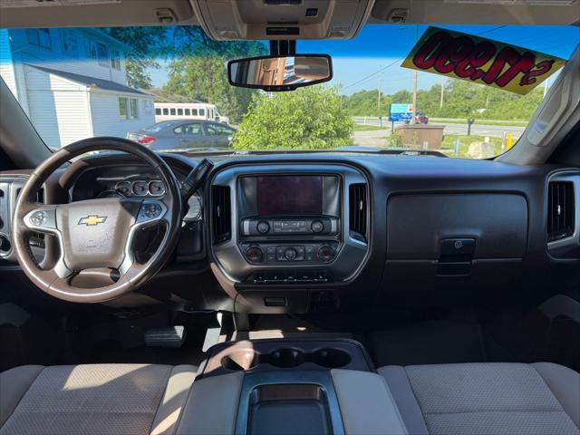 2016 Autumn Bronze Metallic Chevrolet Silverado 1500