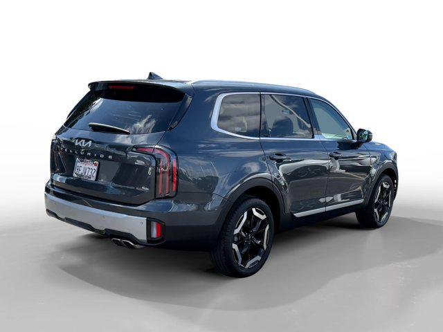 used 2023 Kia Telluride car, priced at $32,258