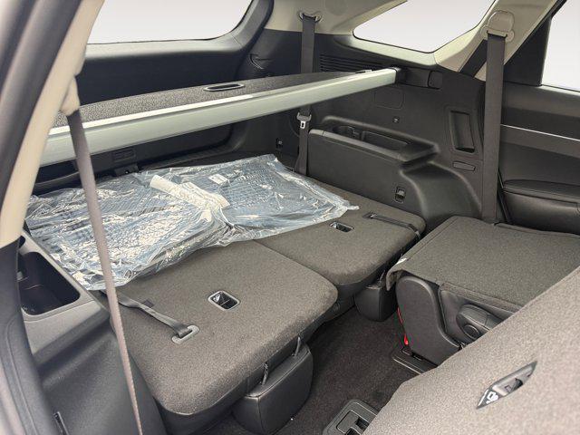 new 2026 Kia Sorento Hybrid car, priced at $43,670