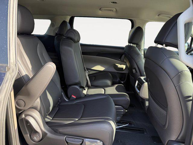 new 2026 Kia Carnival car, priced at $39,523