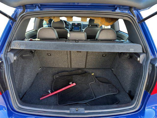 used 2008 Volkswagen R32 car, priced at $16,999