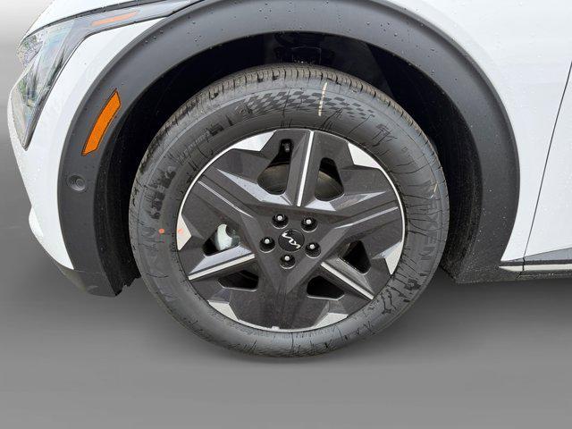 new 2025 Kia EV6 car, priced at $47,890