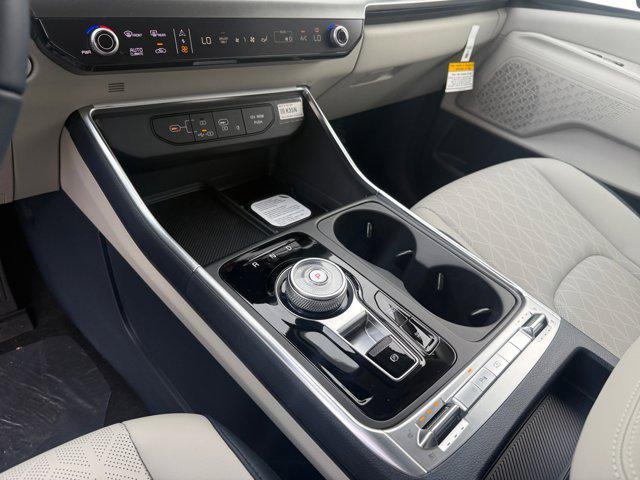 new 2026 Kia Carnival Hybrid car, priced at $51,277