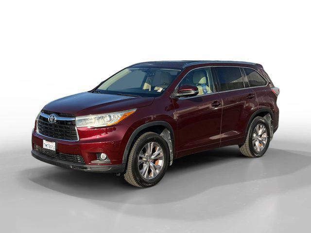 used 2015 Toyota Highlander car, priced at $16,988