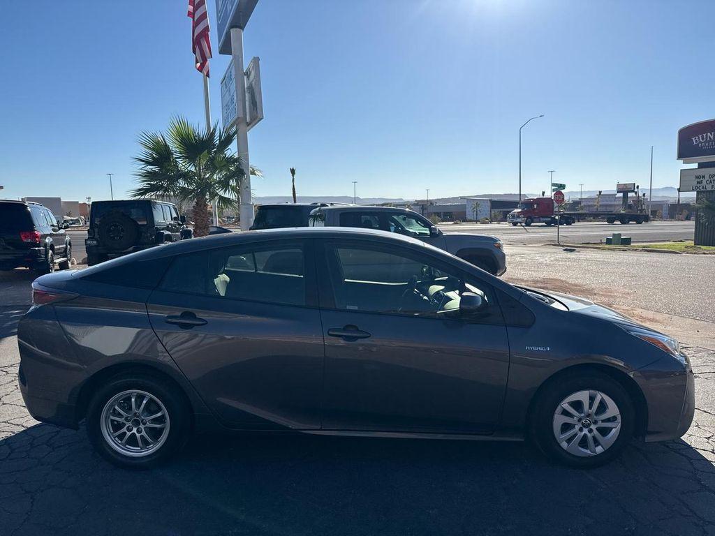 2017 Magnetic Gray Metallic Toyota Prius