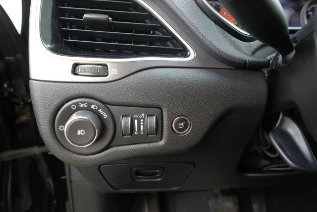 used 2019 Jeep Cherokee car, priced at $13,495