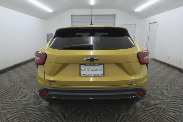used 2024 Chevrolet Trax car, priced at $15,995