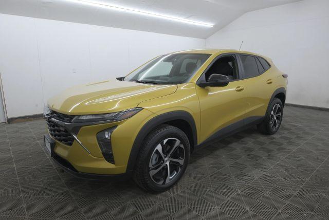 used 2024 Chevrolet Trax car, priced at $15,995