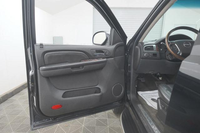 used 2007 GMC Yukon car, priced at $8,995