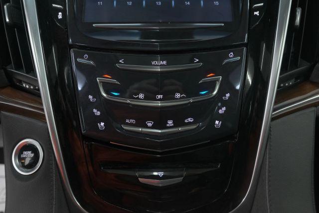 used 2019 Cadillac Escalade ESV car, priced at $30,995